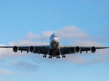 Rozdíl mezi Airbusem a Boeingem? Pohled do kokpitu, dveře nebo štěkající pes
